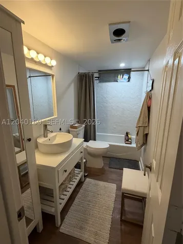 2980 Point East Drive Aventura FL 33160
