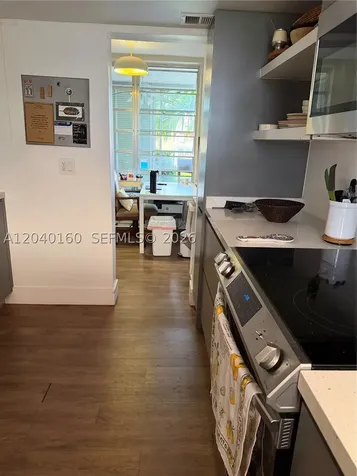 2980 Point East Drive Aventura FL 33160