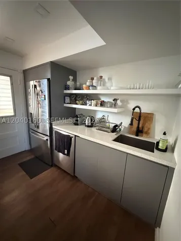 2980 Point East Drive Aventura FL 33160