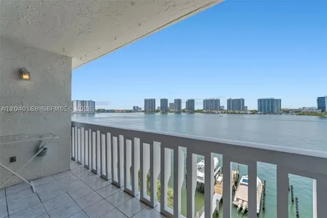 17900 N Bay Road Sunny Isles Beach FL 33160