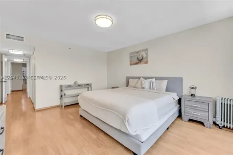 17900 N Bay Road Sunny Isles Beach FL 33160