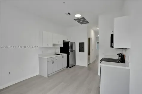 1567 NW 1st Street Miami FL 33125