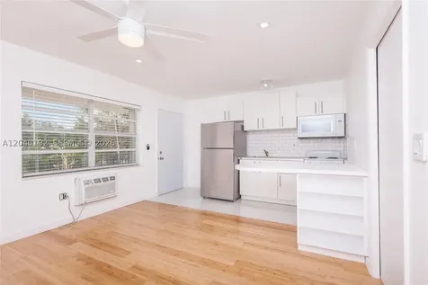 345 Michigan Avenue Miami Beach FL 33139