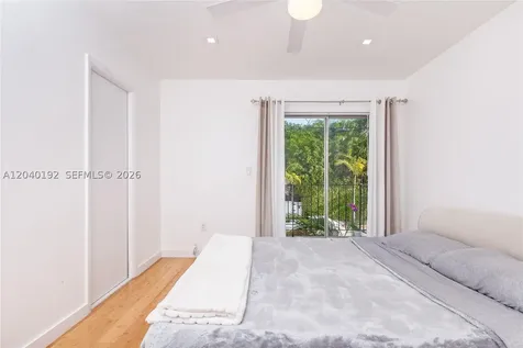 345 Michigan Avenue Miami Beach FL 33139