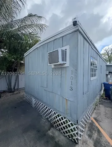 1013 SW 128th Avenue Miami FL 33184