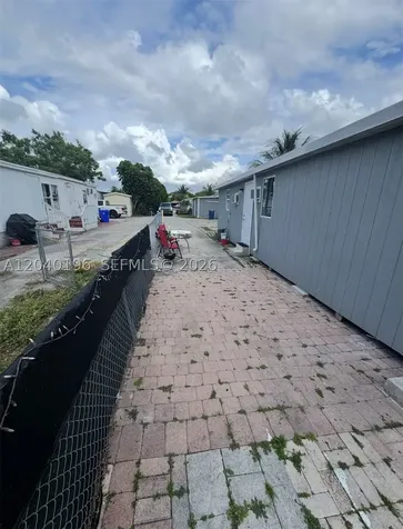 1013 SW 128th Avenue Miami FL 33184