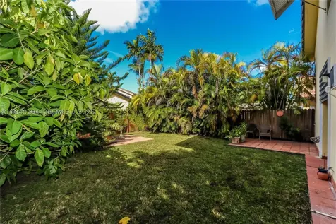 2500 SW 113th Court Miami FL 33165