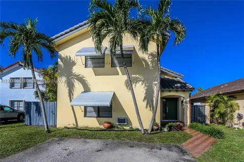 2500 SW 113th Court Miami FL 33165