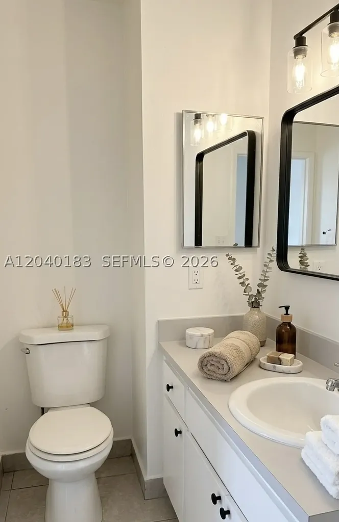 20825 NE 8th Court Miami FL 33179