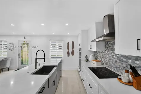 9535 SW 42nd Street Miami FL 33165