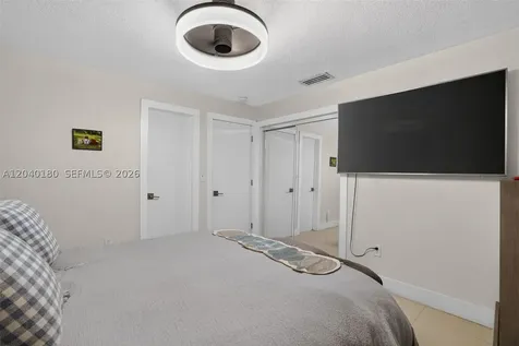 9535 SW 42nd Street Miami FL 33165