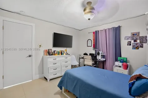 9535 SW 42nd Street Miami FL 33165