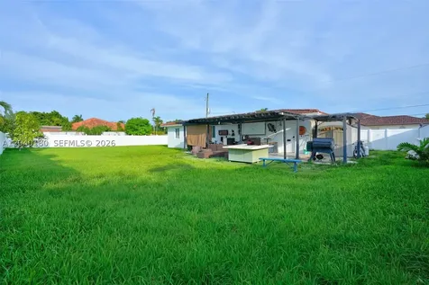 9535 SW 42nd Street Miami FL 33165