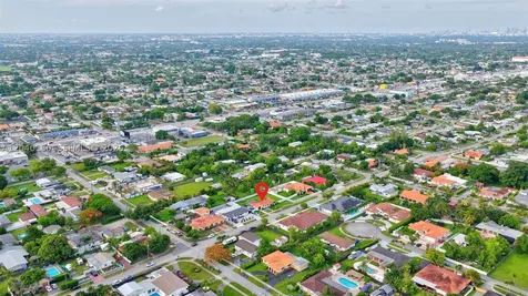 9535 SW 42nd Street Miami FL 33165