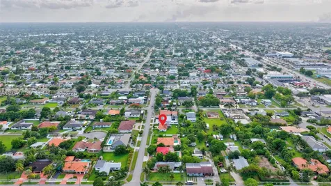 9535 SW 42nd Street Miami FL 33165