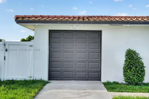 9535 SW 42nd Street Miami FL 33165
