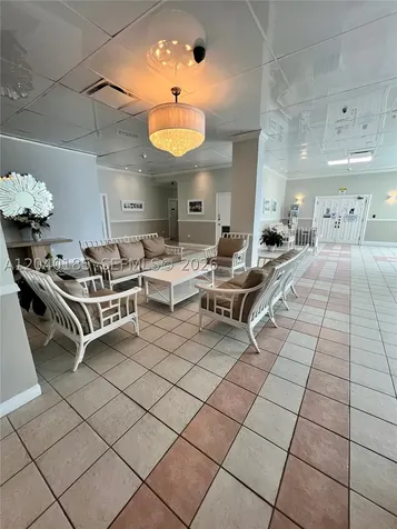 7135 Collins Avenue Miami Beach FL 33141