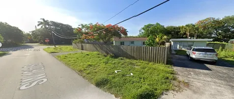 2804 SW 16 Street Fort Lauderdale FL 33312