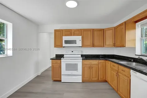 2804 SW 16 Street Fort Lauderdale FL 33312