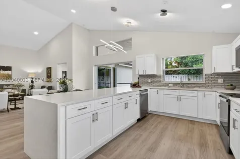116 W Bayridge Drive Weston FL 33326