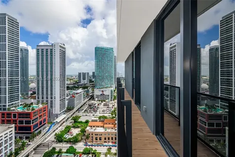 398 NE 5th Street Miami FL 33132