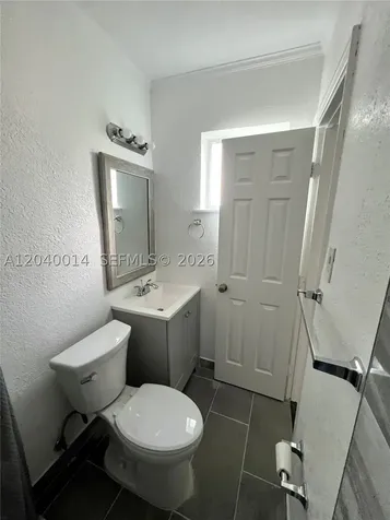 590 NW 40th Court Oakland Park FL 33309