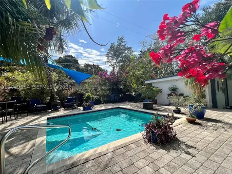 590 NW 40th Court Oakland Park FL 33309