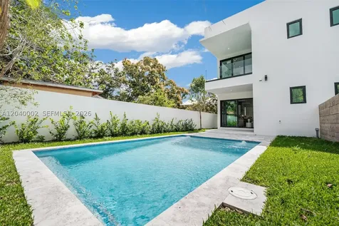 2939 SW 21st Street Miami FL 33145