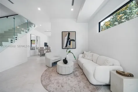 2939 SW 21st Street Miami FL 33145