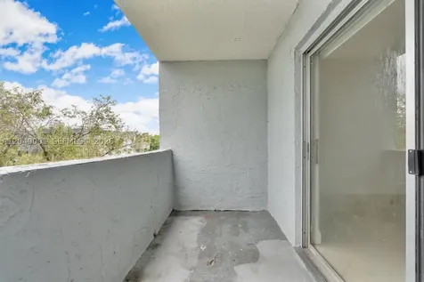 9369 Fontainebleau Boulevard Miami FL 33172