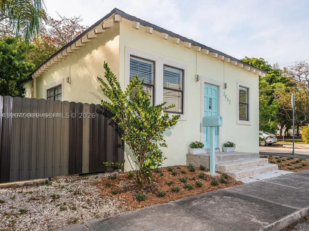 3452 Margaret Street Miami FL 33133