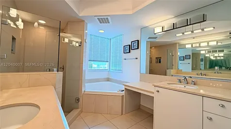 19400 Turnberry Way Aventura FL 33180