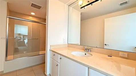 19400 Turnberry Way Aventura FL 33180
