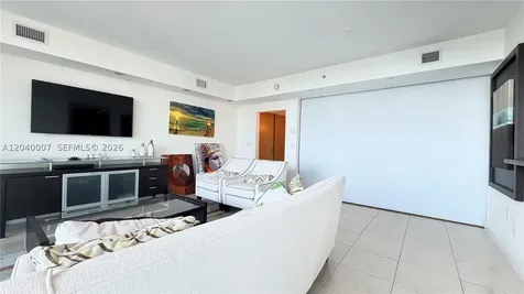19400 Turnberry Way Aventura FL 33180