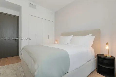 398 NE 5th Street Miami FL 33132
