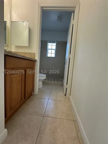 7130 Rue Versailles Miami Beach FL 33141