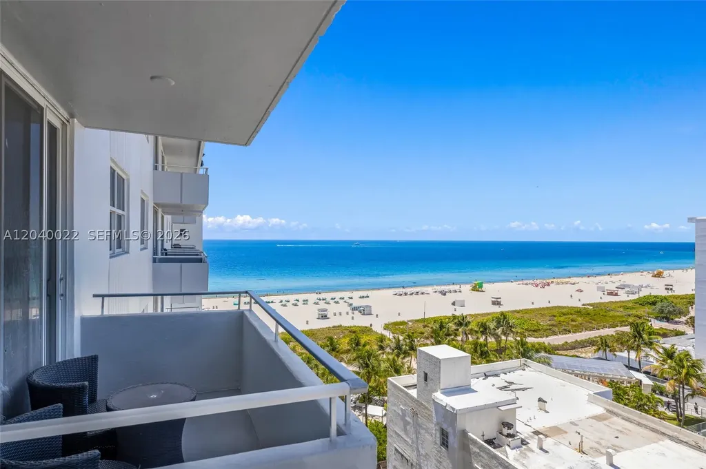 465 Ocean Drive Miami Beach FL 33139