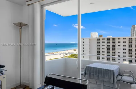 465 Ocean Drive Miami Beach FL 33139