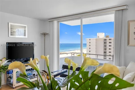 465 Ocean Drive Miami Beach FL 33139