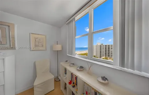 465 Ocean Drive Miami Beach FL 33139