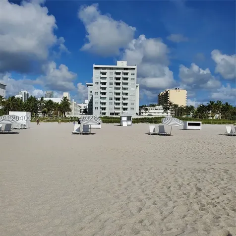 465 Ocean Drive Miami Beach FL 33139