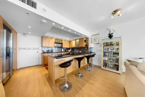 465 Ocean Drive Miami Beach FL 33139