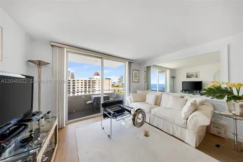 465 Ocean Drive Miami Beach FL 33139