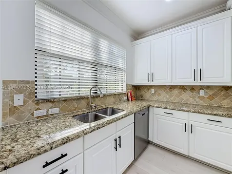 7266 NW 108th Way Parkland FL 33076