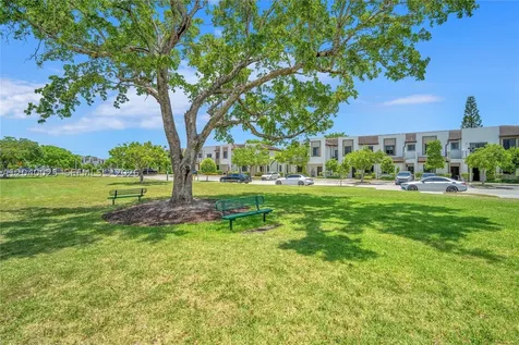670 NE 207th Street Miami FL 33179