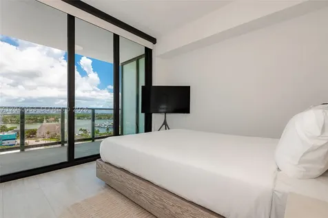 580 72nd Street Miami Beach FL 33141