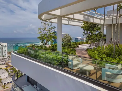 580 72nd Street Miami Beach FL 33141