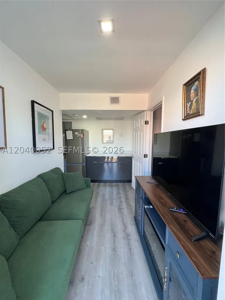 2847 Polk Street Hollywood FL 33020