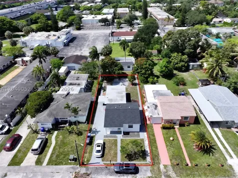 2847 Polk Street Hollywood FL 33020