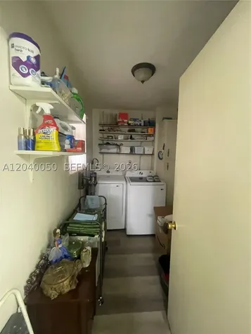 6945 W 2nd Way Hialeah FL 33014